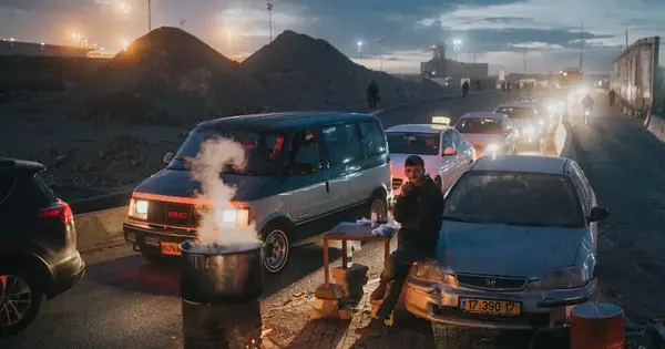 Israel bombardiert Libanon trotz Waffenruhe: Iran schließt Hormuz erneut