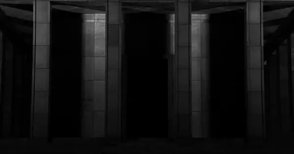 Kerkeling und die letzten Zeugen: Buchenwald erinnert an 81 Jahre Befreiung