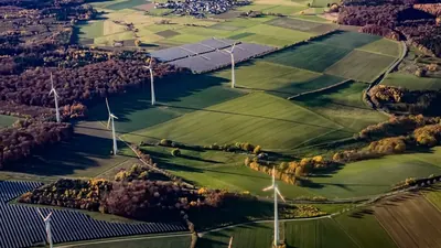 Erster Monat: Wind und Solar global vor Gaskraftwerken